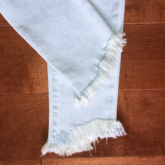 NEW Joe’s The Icon Chewed Hem Mid Rise Skinny Crop - Picture 9 of 10